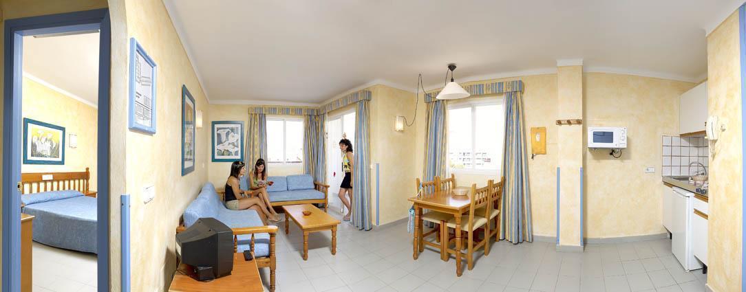 Coral Star Hotel Sant Antoni de Portmany Dış mekan fotoğraf