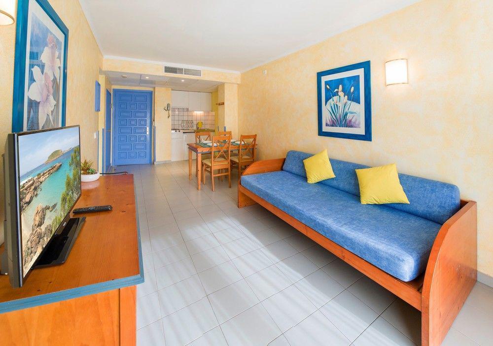 Coral Star Hotel Sant Antoni de Portmany Dış mekan fotoğraf