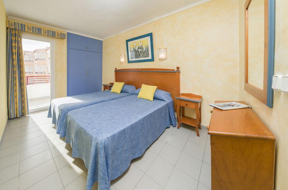 Coral Star Hotel Sant Antoni de Portmany Dış mekan fotoğraf