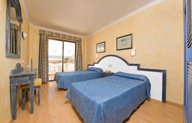 Coral Star Hotel Sant Antoni de Portmany Dış mekan fotoğraf