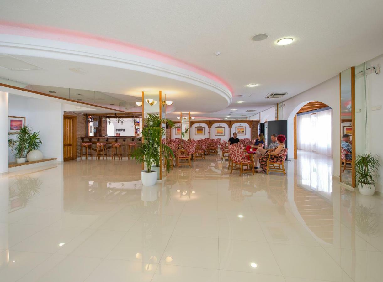 Coral Star Hotel Sant Antoni de Portmany Dış mekan fotoğraf